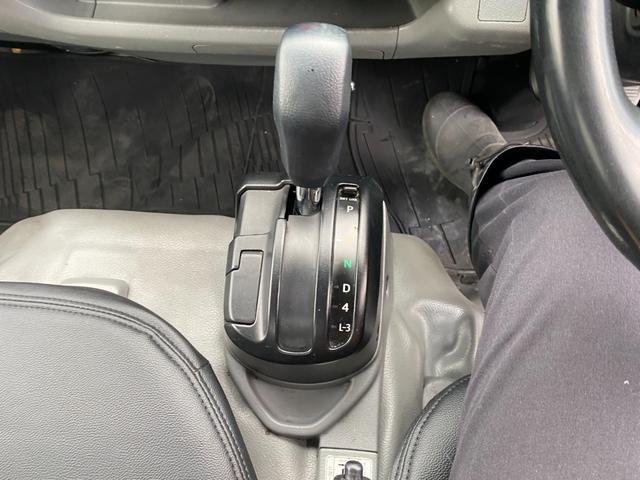 ダイナトラック 　２．９トン標準ロングパネルバン跳ね上げパワーゲート　オートマ　バックカメラ（16枚目）