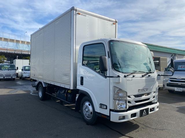 エルフトラック ロングフルフラットロー　２．９トンアルミバン格納ゲート　オートマ　バックカメラ　内高２２５ｃｍ（4枚目）