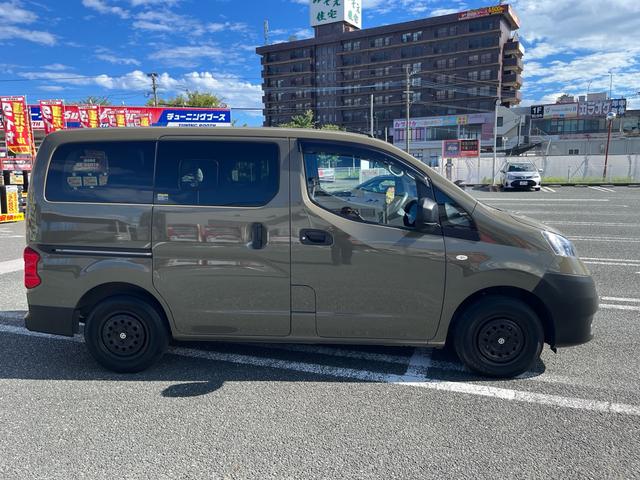 ＮＶ２００バネットバン ＤＸ　ＧＯＲＤＯＮ　ＭＩＬＬＥＲ　オリジナルバンライフカスタム　Ｃ－０１（5枚目）