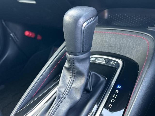 カローラスポーツ ハイブリッドＧ　Ｚ　保証書／ディスプレイオーディオ／トヨタセーフティセンス／シートヒーター／車線逸脱防止支援システム／パーキングアシスト　バックガイド／ヘッドランプ　ＬＥＤ／Ｂｌｕｅｔｏｏｔｈ接続／ＥＴＣ　バックカメラ（15枚目）