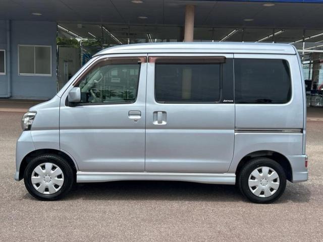 アトレーワゴン カスタムターボＲ　保証書／ＥＢＤ付ＡＢＳ／エアバッグ　運転席／エアバッグ　助手席／パワーウインドウ／キーレスエントリー／オートエアコン／パワーステアリング／取扱説明書／ユーザー買取車／パワードアロック（2枚目）