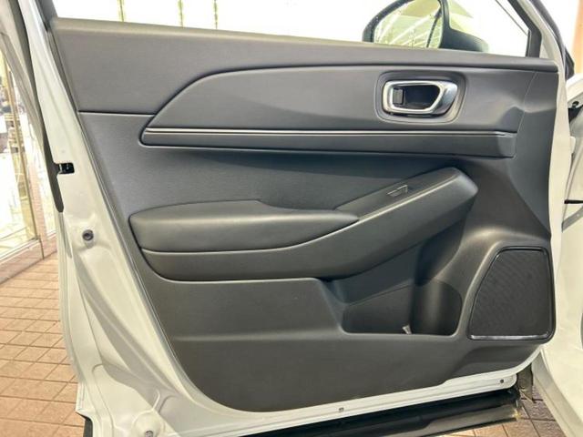 ヴェゼル ｅＨＥＶ　Ｘ　保証書／純正　８インチ　ＳＤナビ／ホンダセンシング／車線逸脱防止支援システム／パーキングアシスト　バックガイド／ドライブレコーダー　前後／ヘッドランプ　ＬＥＤ／Ｂｌｕｅｔｏｏｔｈ接続　バックカメラ（22枚目）