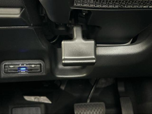ヴェゼル ｅＨＥＶ　Ｘ　保証書／純正　８インチ　ＳＤナビ／ホンダセンシング／車線逸脱防止支援システム／パーキングアシスト　バックガイド／ドライブレコーダー　前後／ヘッドランプ　ＬＥＤ／Ｂｌｕｅｔｏｏｔｈ接続　バックカメラ（45枚目）