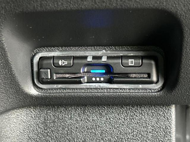 Ｎ－ＢＯＸカスタム ターボ　新品タイヤ／保証書／純正　８インチ　ＳＤナビ／両側電動スライドドア／シートヒーター／車線逸脱防止支援システム／シート　ハーフレザー／パーキングアシスト　バックガイド／ドライブレコーダー　前後　ドラレコ（18枚目）