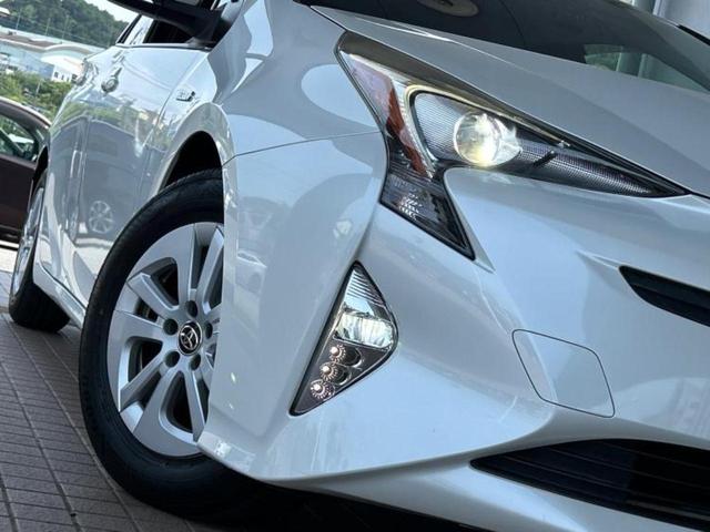 プリウス Ｓ　保証書／純正　ＳＤナビ／トヨタセーフティセンス／車線逸脱防止支援システム／ドライブレコーダー　社外／ヘッドランプ　ＬＥＤ／Ｂｌｕｅｔｏｏｔｈ接続／ＥＴＣ／ＥＢＤ付ＡＢＳ／横滑り防止装置　バックカメラ（50枚目）