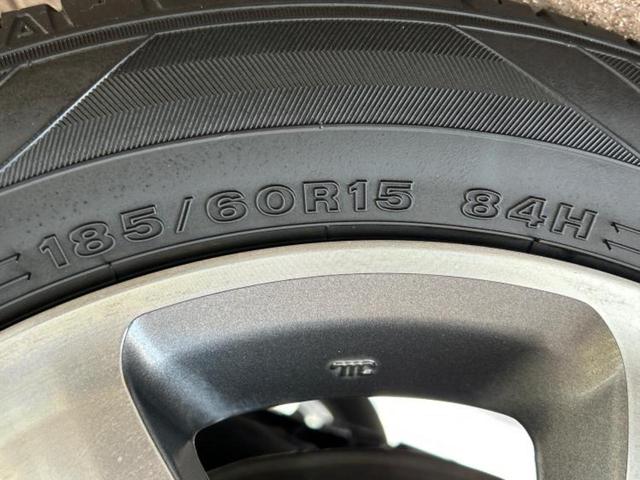 アクア Ｓスタイルブラック　保証書／純正　ＳＤナビ／衝突安全装置／シートヒーター　前席／車線逸脱防止支援システム／ＥＴＣ／ＥＢＤ付ＡＢＳ／横滑り防止装置／アイドリングストップ／フルセグＴＶ／エアバッグ　運転席／エアバッグ　助手席（54枚目）
