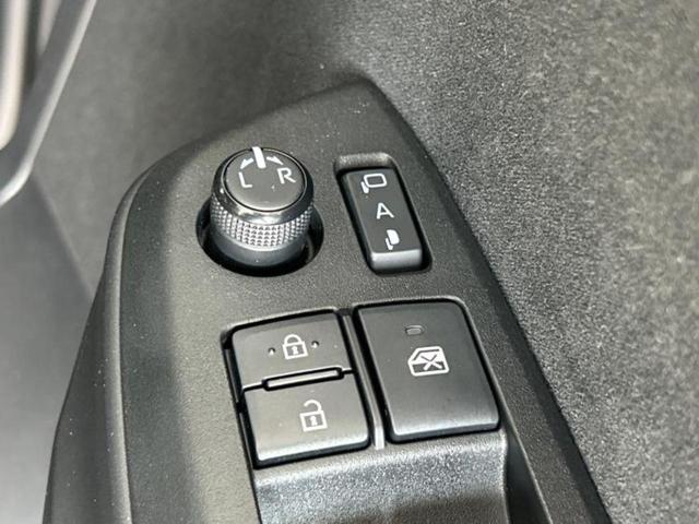 ヤリスクロス Ｚアドベンチャー　保証書／ディスプレイオーディオ８インチ／衝突安全装置／シートヒーター　前席／パノラミックビューモニター／車線逸脱防止支援システム／パーキングアシスト　バックガイド　衝突被害軽減システム　全周囲カメラ（29枚目）