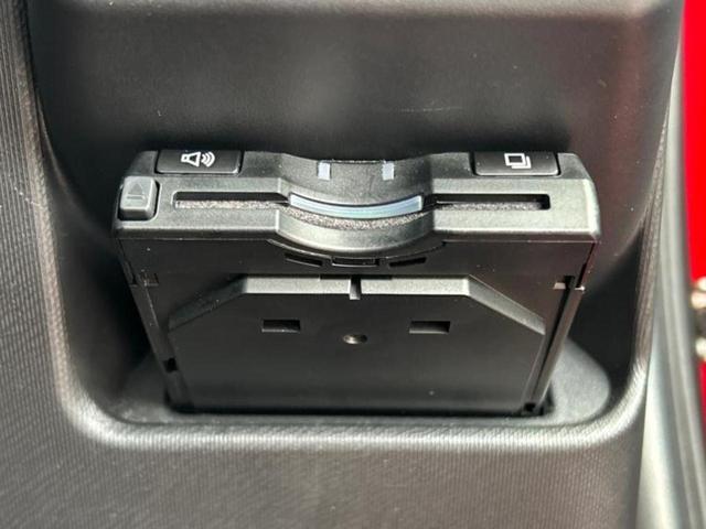 アクア Ｓ　保証書／純正　ＳＤナビ／ヘッドランプ　ＨＩＤ／Ｂｌｕｅｔｏｏｔｈ接続／ＥＴＣ／ＥＢＤ付ＡＢＳ／横滑り防止装置／アイドリングストップ／バックモニター／フルセグＴＶ／ＤＶＤ／エアバッグ　運転席　ＤＶＤ再生（18枚目）