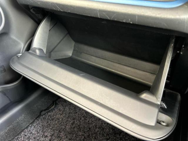 アクア Ｓ　保証書／純正　ＳＤナビ／ヘッドランプ　ＨＩＤ／Ｂｌｕｅｔｏｏｔｈ接続／ＥＴＣ／ＥＢＤ付ＡＢＳ／横滑り防止装置／アイドリングストップ／バックモニター／フルセグＴＶ／ＤＶＤ／エアバッグ　運転席　ＤＶＤ再生（31枚目）