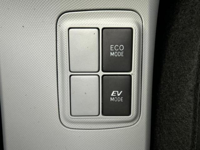 アクア Ｓ　保証書／純正　ＳＤナビ／ヘッドランプ　ＨＩＤ／Ｂｌｕｅｔｏｏｔｈ接続／ＥＴＣ／ＥＢＤ付ＡＢＳ／横滑り防止装置／アイドリングストップ／バックモニター／フルセグＴＶ／ＤＶＤ／エアバッグ　運転席　ＤＶＤ再生（36枚目）