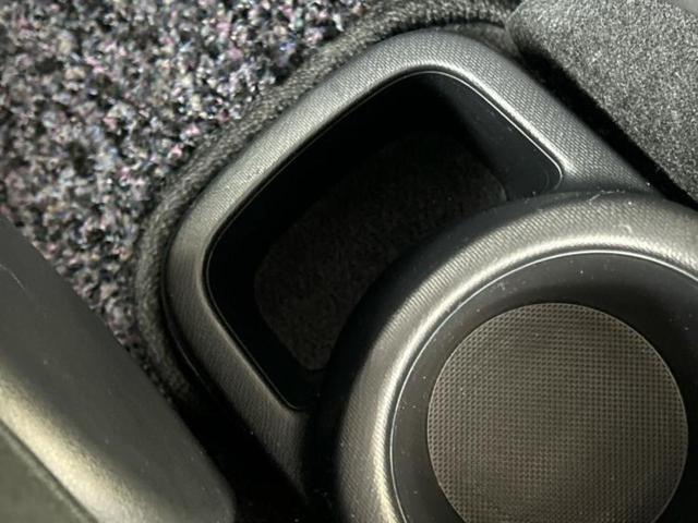 アクア Ｓ　保証書／純正　ＳＤナビ／ヘッドランプ　ＨＩＤ／Ｂｌｕｅｔｏｏｔｈ接続／ＥＴＣ／ＥＢＤ付ＡＢＳ／横滑り防止装置／アイドリングストップ／バックモニター／フルセグＴＶ／ＤＶＤ／エアバッグ　運転席　ＤＶＤ再生（38枚目）