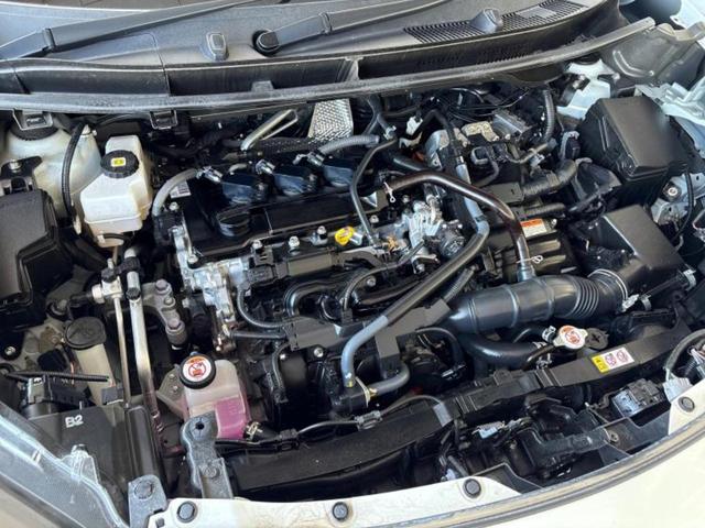 ヤリスクロス ハイブリッドＺ　ディスプレイオーディオ＋ナビ８インチ／トヨタセーフティセンス／シートヒーター／パノラミックビューモニター／車線逸脱防止支援システム／シート　ハーフレザー　衝突被害軽減システム　全周囲カメラ　禁煙車（49枚目）