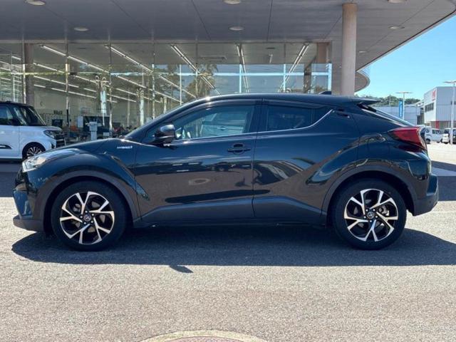 Ｃ－ＨＲ Ｇ　保証書／純正　ＳＤナビ／衝突安全装置／シートヒーター　前席／車線逸脱防止支援システム／シート　ハーフレザー／パーキングアシスト　バックガイド／ヘッドランプ　ＬＥＤ／Ｂｌｕｅｔｏｏｔｈ接続　バックカメラ（2枚目）