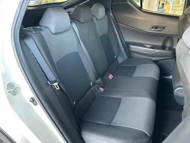Ｃ－ＨＲ Ｓ　新品タイヤ／ディスプレイオーディオ／衝突安全装置／パノラミックビューモニター／車線逸脱防止支援システム／ドライブレコーダー　前後／ヘッドランプ　ＬＥＤ／ＵＳＢジャック／ＥＴＣ／ＥＢＤ付ＡＢＳ　ドラレコ（5枚目）