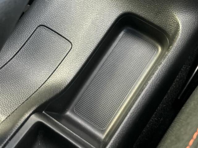 フィットハイブリッド ハイブリッド・Ｓパッケージ　純正　８インチ　ＳＤナビ／ヘッドランプ　ＬＥＤ／Ｂｌｕｅｔｏｏｔｈ接続／ＥＴＣ／ＥＢＤ付ＡＢＳ／横滑り防止装置／アイドリングストップ／バックモニター／フルセグＴＶ／禁煙車／エアバッグ　運転席（39枚目）
