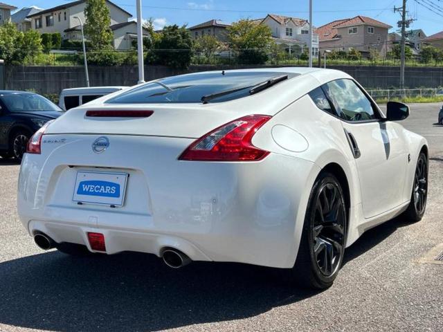 フェアレディＺ バージョンＴ　保証書／純正　ＨＤＤナビ／シートヒーター／シート　ハーフレザー／ヘッドランプ　ＨＩＤ／Ｂｌｕｅｔｏｏｔｈ接続／ＥＴＣ／ＥＢＤ付ＡＢＳ／横滑り防止装置／クルーズコントロール／ＤＶＤ　電動シート（3枚目）