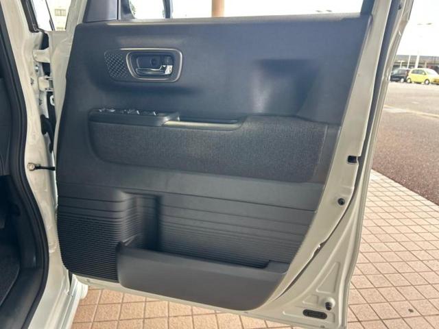 Ｎ－ＢＯＸカスタム ヒョウジュン　保証書／純正　９インチ　ＳＤナビ／両側電動スライドドア／シートヒーター　前席／全方位モニター／車線逸脱防止支援システム／パーキングアシスト　バックガイド／ヘッドランプ　ＬＥＤ　全周囲カメラ（20枚目）