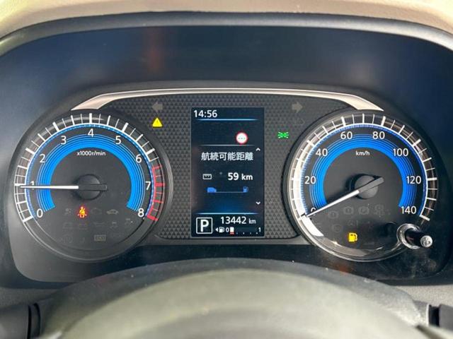 デイズ Ｓ　新品タイヤ／保証書／エマージェンシーブレーキ／車線逸脱防止支援システム／ＥＢＤ付ＡＢＳ／アイドリングストップ／禁煙車／キーレス／オートライト／盗難防止システム／マニュアルエアコン／取扱説明書（9枚目）