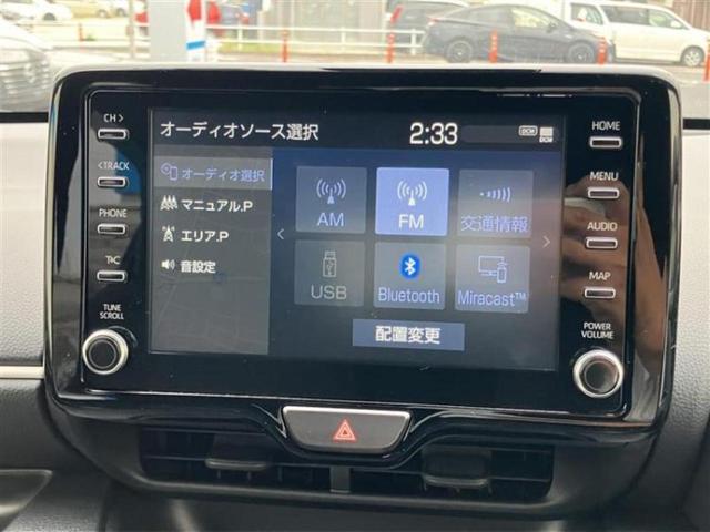 ヤリス ハイブリッドＺ　新品タイヤ／保証書／ディスプレイオーディオ８インチ／トヨタセーフティセンス／シートヒーター　前席／車線逸脱防止支援システム／ヘッドランプ　ＬＥＤ／Ｂｌｕｅｔｏｏｔｈ接続／ＥＴＣ　衝突被害軽減システム（10枚目）