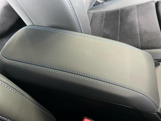 １シリーズ １２０Ｍスポーツ　カーナビゲーション／衝突安全装置／シートヒーター　前席／全方位モニター／車線逸脱防止支援システム／パーキングアシスト　バックガイド／ヘッドランプ　ＬＥＤ／ＥＢＤ付ＡＢＳ／横滑り防止装置　全周囲カメラ（27枚目）