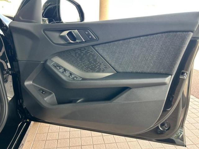 １シリーズ １２０　カーナビゲーション／シートヒーター　前席／全方位モニター／ヘッドランプ　ＬＥＤ／Ｂｌｕｅｔｏｏｔｈ接続／ＥＴＣ／ＥＢＤ付ＡＢＳ／横滑り防止装置／アイドリングストップ／クルーズコントロール　全周囲カメラ（20枚目）