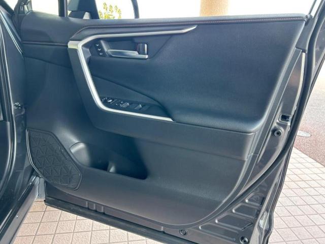 ＲＡＶ４ ４ＷＤアドベンチャー　サンルーフ／保証書／ディスプレイオーディオ＋ナビ／デジタルインナーミラー／トヨタセーフティセンス／車線逸脱防止支援システム／シート　合皮／パーキングアシスト　バックガイド　衝突被害軽減システム　４ＷＤ（20枚目）