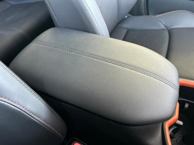 ＲＡＶ４ ４ＷＤアドベンチャー　サンルーフ／保証書／ディスプレイオーディオ＋ナビ／デジタルインナーミラー／トヨタセーフティセンス／車線逸脱防止支援システム／シート　合皮／パーキングアシスト　バックガイド　衝突被害軽減システム　４ＷＤ（33枚目）