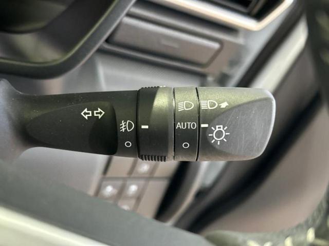 ライズ Ｚ　衝突安全装置／シートヒーター／車線逸脱防止支援システム／ヘッドランプ　ＬＥＤ／ＥＢＤ付ＡＢＳ／横滑り防止装置／アイドリングストップ／クルーズコントロール／エアバッグ　運転席／エアバッグ　助手席（14枚目）
