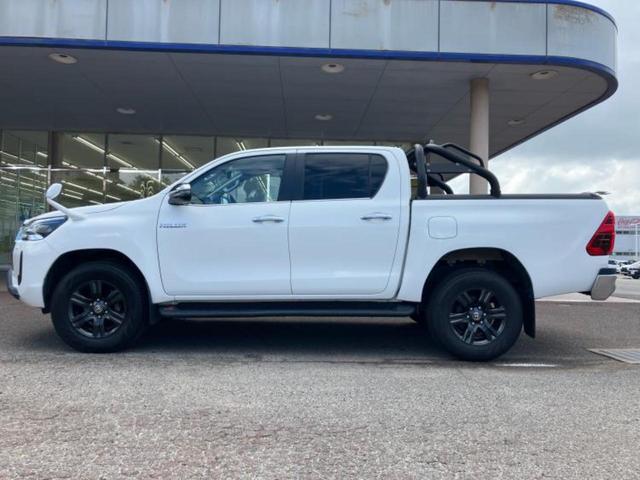 ハイラックス ４ＷＤ　Ｚ　保証書／社外　ＳＤナビ／トヨタセーフティセンス／車線逸脱防止支援システム／パーキングアシスト　バックガイド／ヘッドランプ　ＬＥＤ／Ｂｌｕｅｔｏｏｔｈ接続／ＥＴＣ／ＥＢＤ付ＡＢＳ　衝突被害軽減システム（2枚目）