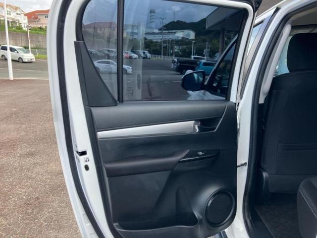 ハイラックス ４ＷＤ　Ｚ　保証書／社外　ＳＤナビ／トヨタセーフティセンス／車線逸脱防止支援システム／パーキングアシスト　バックガイド／ヘッドランプ　ＬＥＤ／Ｂｌｕｅｔｏｏｔｈ接続／ＥＴＣ／ＥＢＤ付ＡＢＳ　衝突被害軽減システム（22枚目）