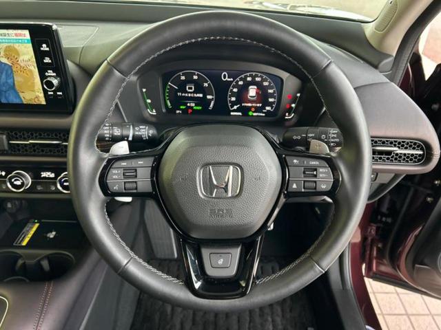 ZR-V 4WD eHEV Z BOSE/保証書/純正 9インチ ナビ/ホンダセンシング/シートヒーター 前席/マルチビューカメラシステム/車線逸脱防止支援システム/シート 合皮/電動バックドア/ドライブレコーダー 純正 電動シート(14枚目)