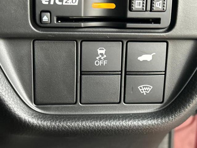 ZR-V 4WD eHEV Z BOSE/保証書/純正 9インチ ナビ/ホンダセンシング/シートヒーター 前席/マルチビューカメラシステム/車線逸脱防止支援システム/シート 合皮/電動バックドア/ドライブレコーダー 純正 電動シート(24枚目)