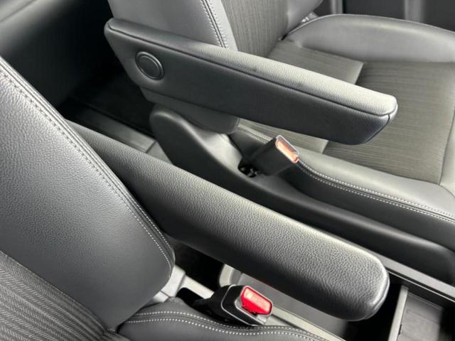 ステップワゴン ｅＨＥＶスパーダ　保証書／純正　１１インチ　ＳＤナビ／ホンダセンシング／両側電動スライドドア／シートヒーター　前席／車線逸脱防止支援システム／シート　ハーフレザー／パーキングアシスト　バックガイド　衝突被害軽減システム（32枚目）