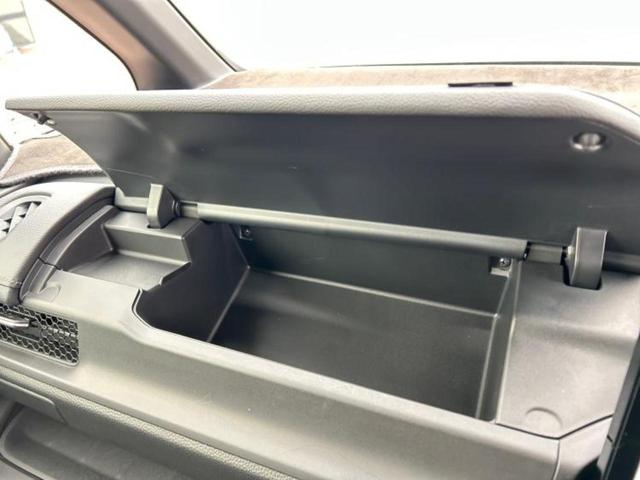 ステップワゴン ｅＨＥＶスパーダ　保証書／純正　１１インチ　ＳＤナビ／ホンダセンシング／両側電動スライドドア／シートヒーター　前席／車線逸脱防止支援システム／シート　ハーフレザー／パーキングアシスト　バックガイド　衝突被害軽減システム（37枚目）