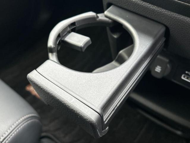 ステップワゴン ｅＨＥＶスパーダ　保証書／純正　１１インチ　ＳＤナビ／ホンダセンシング／両側電動スライドドア／シートヒーター　前席／車線逸脱防止支援システム／シート　ハーフレザー／パーキングアシスト　バックガイド　衝突被害軽減システム（38枚目）