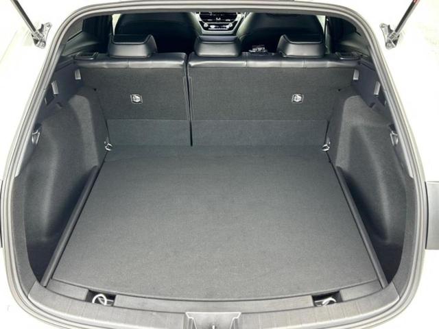 カローラツーリング ハイブリッドアクティブスポーツ 保証書/ディスプレイオーディオ+ナビ/シートヒーター 前席/車線逸脱防止支援システム/シート ハーフレザー/ヘッドランプ LED/Bluetooth接続/ETC2.0/EBD付ABS バックカメラ(8枚目)