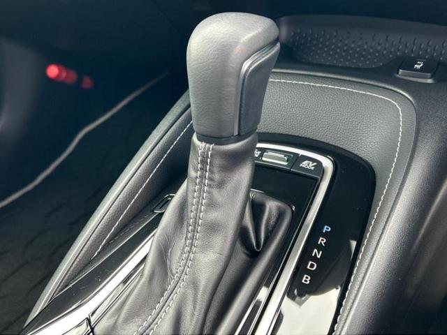 カローラツーリング ハイブリッドアクティブスポーツ 保証書/ディスプレイオーディオ+ナビ/シートヒーター 前席/車線逸脱防止支援システム/シート ハーフレザー/ヘッドランプ LED/Bluetooth接続/ETC2.0/EBD付ABS バックカメラ(17枚目)