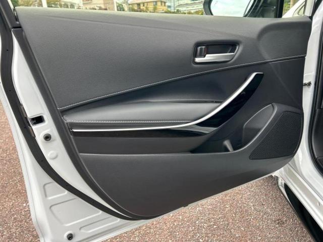 カローラツーリング ハイブリッドアクティブスポーツ 保証書/ディスプレイオーディオ+ナビ/シートヒーター 前席/車線逸脱防止支援システム/シート ハーフレザー/ヘッドランプ LED/Bluetooth接続/ETC2.0/EBD付ABS バックカメラ(22枚目)