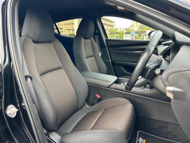 MAZDA3ファストバック 20Sプロアクティブツーリングセレクション 保証書/純正 SDナビ/衝突安全装置/シートヒーター 前席/360°ビューモニター/車線逸脱防止支援システム/ドライブレコーダー 前後/ヘッドランプ LED/Bluetooth接続/ETC 電動シート(4枚目)