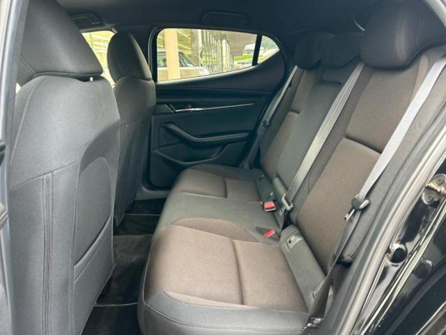 MAZDA3ファストバック 20Sプロアクティブツーリングセレクション 保証書/純正 SDナビ/衝突安全装置/シートヒーター 前席/360°ビューモニター/車線逸脱防止支援システム/ドライブレコーダー 前後/ヘッドランプ LED/Bluetooth接続/ETC 電動シート(7枚目)
