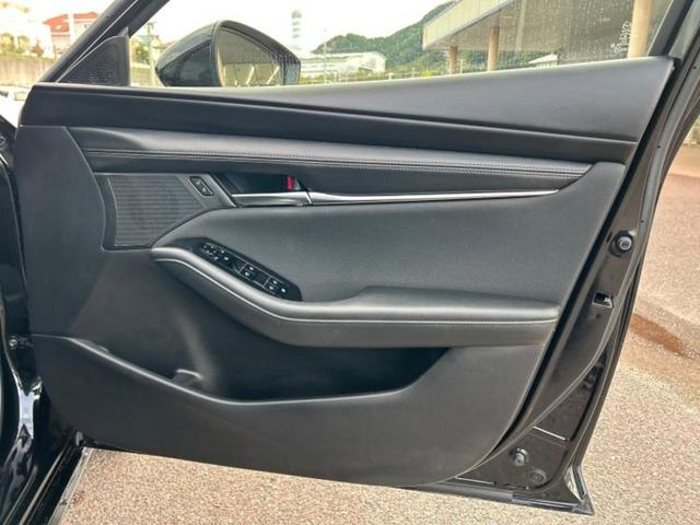MAZDA3ファストバック 20Sプロアクティブツーリングセレクション 保証書/純正 SDナビ/衝突安全装置/シートヒーター 前席/360°ビューモニター/車線逸脱防止支援システム/ドライブレコーダー 前後/ヘッドランプ LED/Bluetooth接続/ETC 電動シート(19枚目)