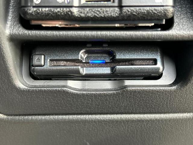 MAZDA3ファストバック 20Sプロアクティブツーリングセレクション 保証書/純正 SDナビ/衝突安全装置/シートヒーター 前席/360°ビューモニター/車線逸脱防止支援システム/ドライブレコーダー 前後/ヘッドランプ LED/Bluetooth接続/ETC 電動シート(23枚目)