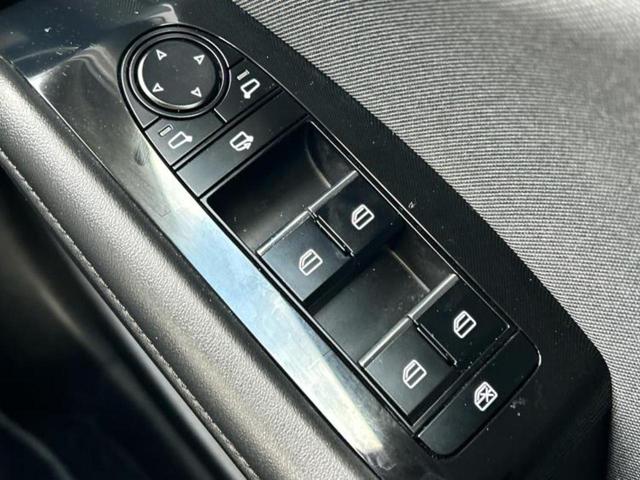 MAZDA3ファストバック 20Sプロアクティブツーリングセレクション 保証書/純正 SDナビ/衝突安全装置/シートヒーター 前席/360°ビューモニター/車線逸脱防止支援システム/ドライブレコーダー 前後/ヘッドランプ LED/Bluetooth接続/ETC 電動シート(28枚目)