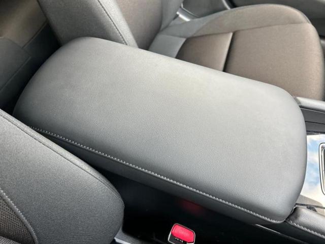 MAZDA3ファストバック 20Sプロアクティブツーリングセレクション 保証書/純正 SDナビ/衝突安全装置/シートヒーター 前席/360°ビューモニター/車線逸脱防止支援システム/ドライブレコーダー 前後/ヘッドランプ LED/Bluetooth接続/ETC 電動シート(30枚目)