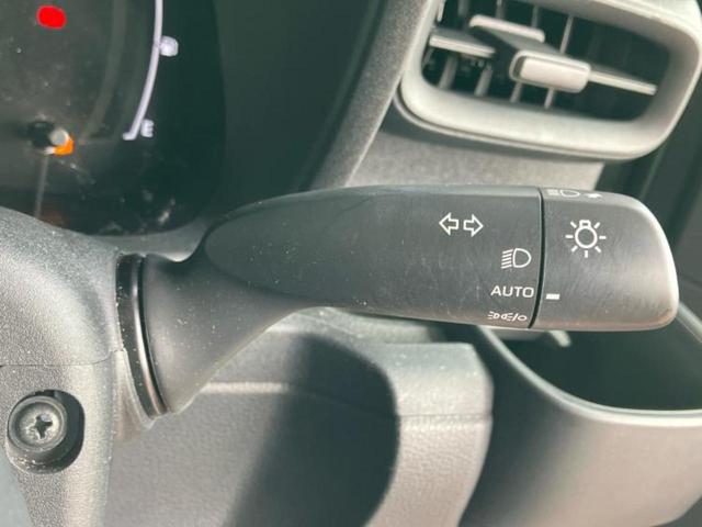 シエンタ Ｚ　保証書／ディスプレイオーディオ＋ナビ１０インチ／フリップダウンモニター／トヨタセーフティセンス／両側電動スライドドア／パノラミックビューモニター／車線逸脱防止支援システム　衝突被害軽減システム　禁煙車（17枚目）