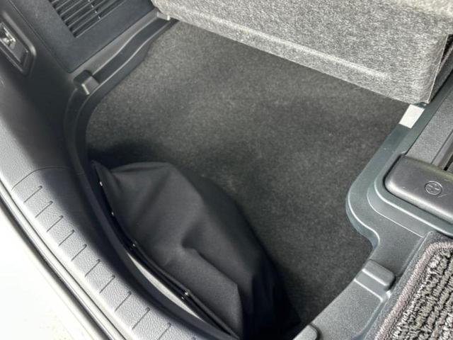 ヴェルファイア Z Gエディション サンルーフ/保証書/ディスプレイオーディオ+ナビ9インチ/フリップダウンモニター/両側電動スライドドア/シートエアコン/シート 合皮/電動バックドア/ヘッドランプ LED バックカメラ 後席モニター(27枚目)