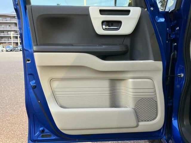 N-BOX G・Lターボホンダセンシング 新品タイヤ/保証書/純正 8インチ SDナビ/衝突安全装置/車線逸脱防止支援システム/ヘッドランプ LED/ETC/EBD付ABS/横滑り防止装置/アイドリングストップ/フルセグTV ワンオーナー(22枚目)