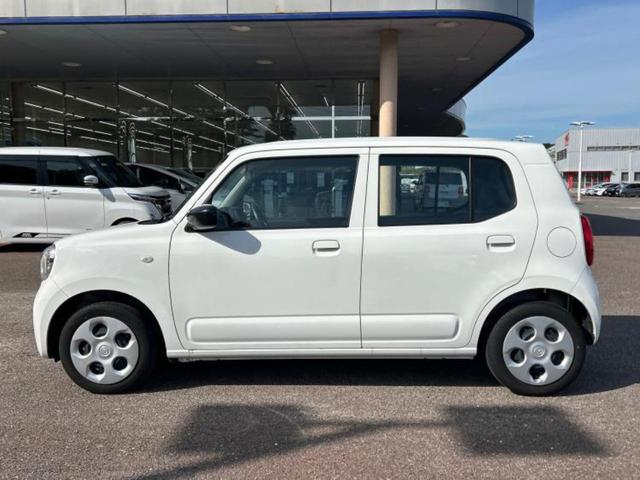 キャロル ＧＬ　シートヒーター　運転席／ＥＢＤ付ＡＢＳ／横滑り防止装置／アイドリングストップ／禁煙車／エアバッグ　運転席／エアバッグ　助手席／パワーウインドウ／マニュアルエアコン／取扱説明書／アクセサリーソケット（2枚目）