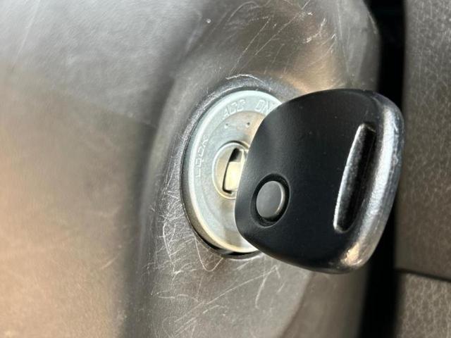 キャロル ＧＬ　シートヒーター　運転席／ＥＢＤ付ＡＢＳ／横滑り防止装置／アイドリングストップ／禁煙車／エアバッグ　運転席／エアバッグ　助手席／パワーウインドウ／マニュアルエアコン／取扱説明書／アクセサリーソケット（14枚目）