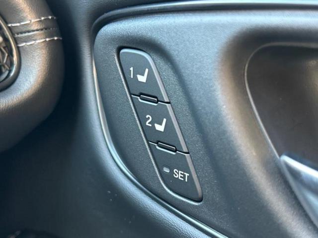 ＺＲ－Ｖ ｅＨＥＶ　Ｚ　保証書／ディスプレイオーディオ＋ナビ９インチ／ホンダセンシング／シートヒーター　前席／マルチビューカメラシステム／車線逸脱防止支援システム／シート　フルレザー／電動バックドア／登録済未使用車　革シート（47枚目）